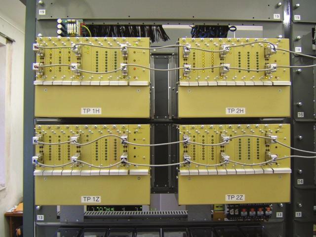 Data přicházející z modulu CPU jsou zpracována v ovládacím počítači a zobrazována na obrazovce monitoru.