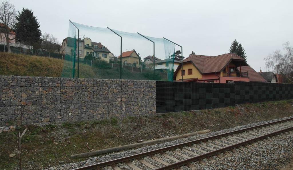 Zkušební úsek byl zřízen v roce 2013 na trati Praha Smíchov (Na Knížecí) Hostivice, v mezizastávkovém úseku Praha Smíchov sever. n. Praha Žvahov.