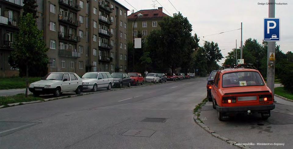 11. 5. 2018 Znalost dopravních značek, světelných a akustických signálů, výstražných světel, speciálních označení vozidel a osob,... 06050259 [1 b.] Co znamená tato dopravní značka?