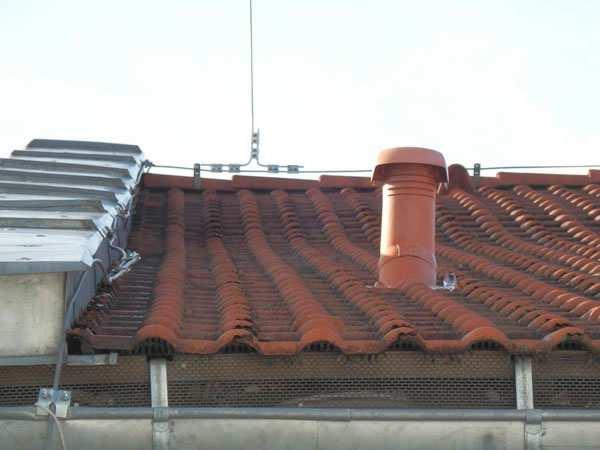 Poruchy vazníkových střech