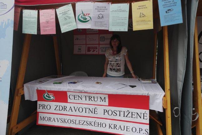 Poradna pro osoby se zdravotním postižením Cíle služby zvyšovat orientaci uživatelů v systémech sociální podpory, sociální péče a sociálních služeb a tím zvyšovat schopnost řešit svou obtížnou