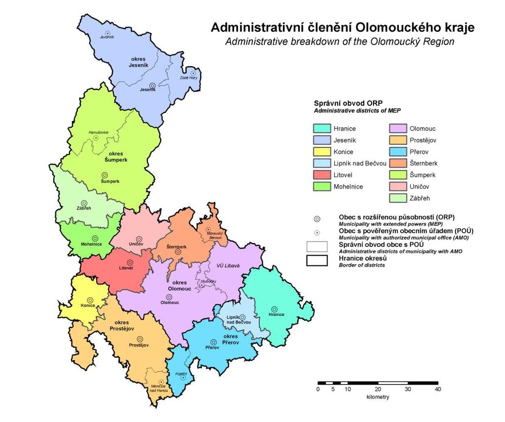 K 30. 9. 2016 žilo na území kraje 634 208 obyvatel (6,1 % celkového počtu obyvatel České republiky), čímž se Olomoucký kraj zařadil na šesté místo ze čtrnácti krajů v České republice.