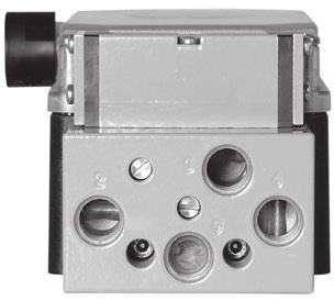 Pneumatické připojení 3.3 Filtr odpadního vzduchu a krytí Přístroje jsou ve víku krytu vybaveny filtrem (IP 54) nebo zpětným ventilem filtru (IP 65).