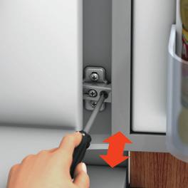 nábytkové závěsy MODUL- závěs pro vestavěné lednice ZÁVĚS PRO VESTAVĚNÉ LEDNICE 846 9K9550, 95, VRUT, VČETNĚ PODLOŽKY přístup ke 3dimensionálnímu nastavení i při namontované (usazené) lednici