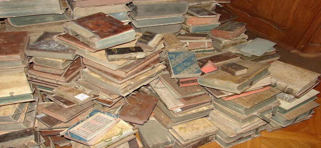 O8. Individuálne poradenstvo Bezplatné poradenstvo v oblasti problematiky starostlivosti o človeka s Alzheimerovou chorobou bolo poskytnuté nasledovne: osobné poradenstvo - 9 osôb (rodinných