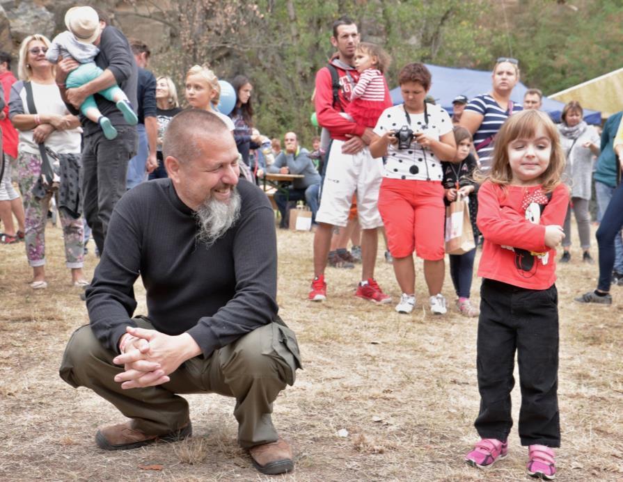 osob úhrada honorářů účinkujícím a organizačnímu týmu úhrada a zajištění označení návštěvníků