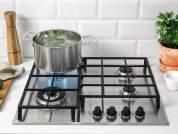 Je vhodná ke smažení, protože hořák wok poskytuje rychlý a intenzivní ohřev.