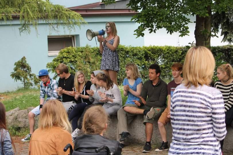 POSLEDNÍ ZVONĚNÍ