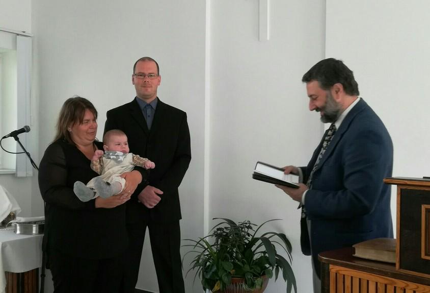 Máme před sebou prázdninový čas cestování, někdo stěhování, nová setkání a setkávání, nové zážitky, nová přátelství.