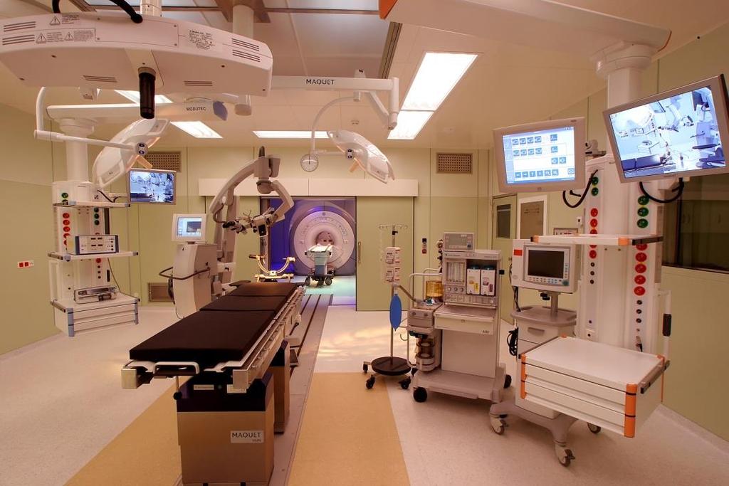 Emergency, operační sál kontrolní CT