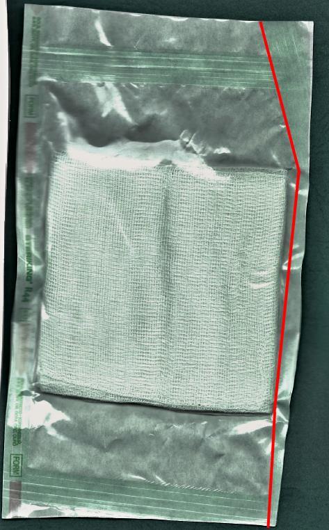 Sterilizační obal v praxi Podélně rozpůlený materiál v roli (šířka 250 mm) Svépomocí zhotovené užší sáčky Červeně označený svár je
