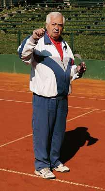 GEXTRALI 2 0 1 1 A Nad extraligovým finále žien bdel v pozícii rozhodcu Michal NEMEC Favorizovaná dvojica Empire Trnava Čech Jaroslav POSPÍŠIL a Karol BECK v rozhodujúcej štvorhre finále so Sláviou