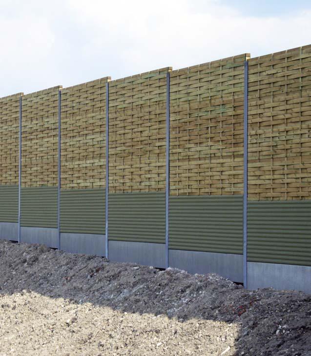KOMBINACE Přírodní řešení Při požadavku na co možná nejvyšší splynutí stěny s okolní přírodou jsou často voleny dřevěné protihlukové stěny.