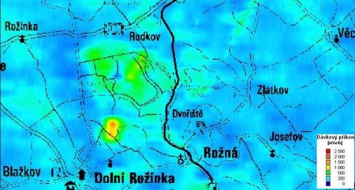 Zpráva o radiační situaci na území České republiky v roce 2004 Strana 55 Obrázek 6 Rozložení příkonu efektivního dávkového ekvivalentu gama záření,