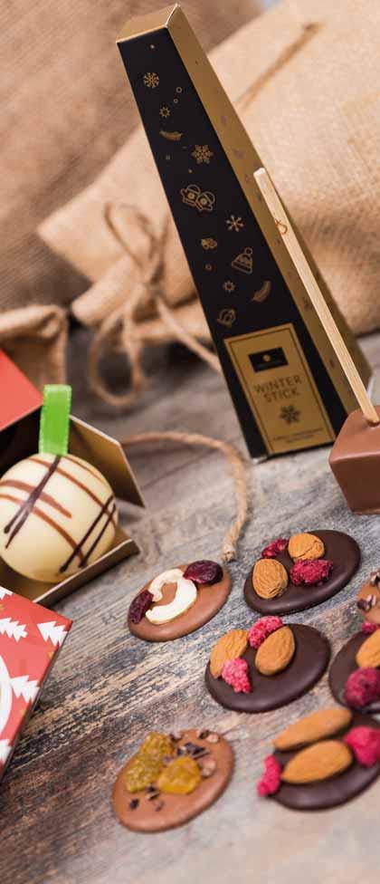 8449 DARČEKOVÝ SET CHOCOLATE XMAS Rozmery balenia: 318 238 80 mm Hmotnosť netto: 610 g Cena bez