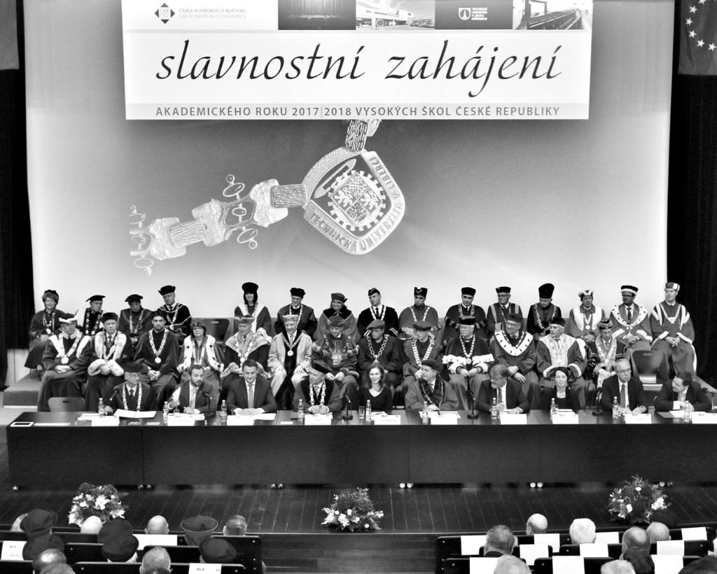 III PRIORITNÍ CÍL 3 INTERNACIONALIZACE Prostředí a TUL má a adále bude mít zřetelý meziárodí charakter založeý a plé itegraci přijíždějících studetů a hostujících vyučujících do života akademické