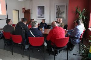 služeb překračovat hranice, provádět na území sousedního státu zásah nebo jen transportovat pacienta do zdravotnického zařízení země, jejíž je občanem. V sobotu 14.