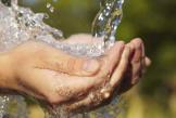Horší kvalita vody v malých vodovodech Obyvatelstvo venkova a malých obcí je vystaveno méně spolehlivým dodávkám kvalitní pitné vody.