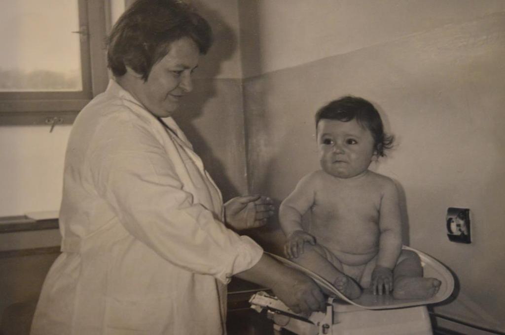 V lednu 1975 se do Varnsdorfu odstěhovala školní zdravotní sestra Jarka Lisková a na její místo