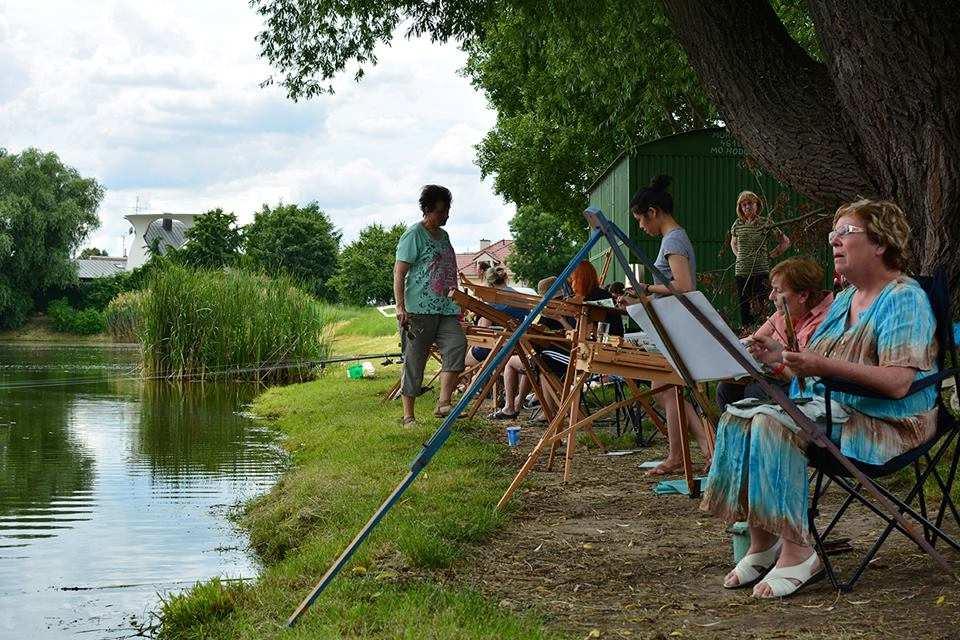 Muzejní noc 27. 5. 2016 /17.00 22.00 hodin/ Galerie výtvarného umění v Hodoníně se i v roce 2016 zapojila do již XII. ročníku celorepublikového festivalu Muzejních nocí.