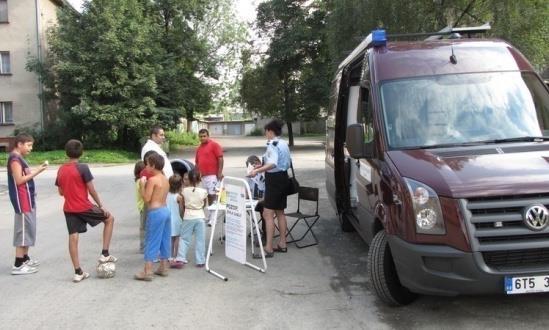 - Zabezpečuje - preventivní besedy na základních