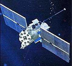 4 GLONASS GLONASS neboli Globální navigační satelitní systém je vyvíjen od roku 1976 nejdříve Sovětským svazem a po jeho rozpadu Ruskou federací.