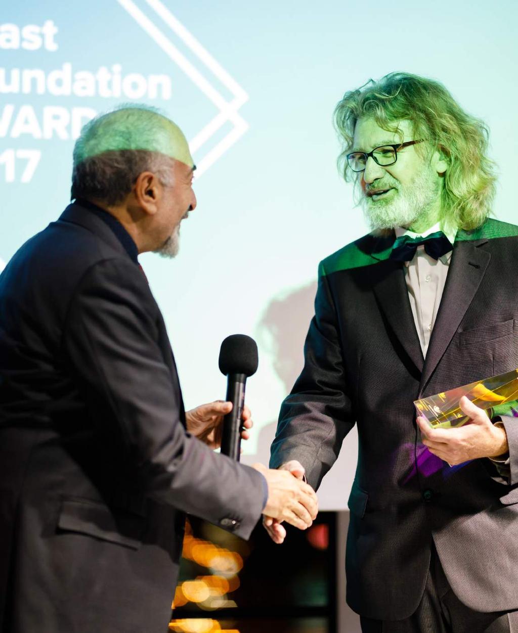 Avast Foundation Awards 1 2 1 ročník laureáti milion Kč V roce 2017 proběhl první ročník Avast Foundation Awards - oceňování osobností za odvahu, osobitý přístup a inovativní řešení.