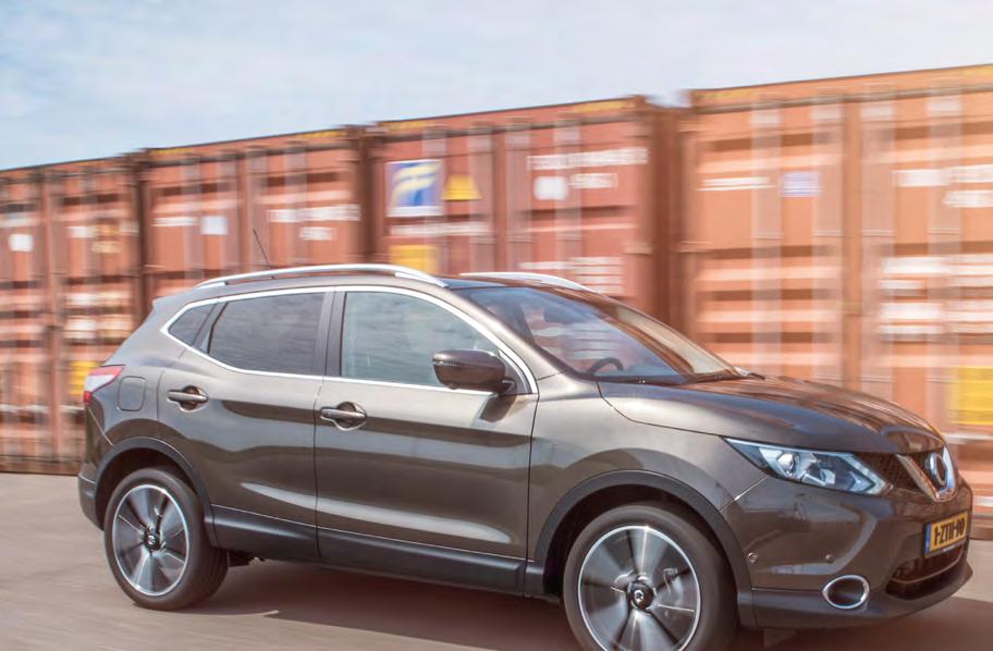 3 GUARDIAN AUTOMOTIVE DLHOROČNÁ TRADÍCIA DOKONALOSTI Guardian Automotive je súčasťou spoločnosti Guardian Glass, jedného z najväčších svetových výrobcov skla, ktorý pracuje pre automobilový priemysel