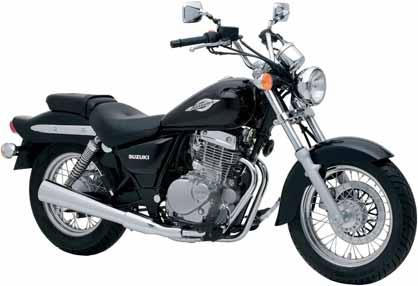(GHK) čtyřdobý vzduchem chlazený jednoválec, SOHC Objem motoru: 125 cm 3 680 mm 140 kg bubnová 110/90-16M/C 59P, s duší nebo