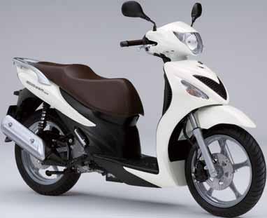 SIXteen 125 čtyřdobý kapalinou chlazený jednoválec, SOHC Objem motoru: 125 cm 3 800 mm 142 kg 100/80-16M/C 50P, 120/80-16M/C 60P, Metallic Oort Gray No.