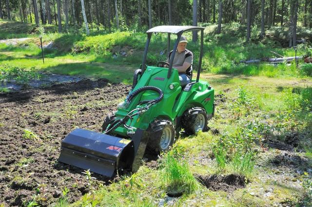 Rozsah průměrů 250 mm 1200 mm Maximální nosnost 650kg Hmotnost 65 kg