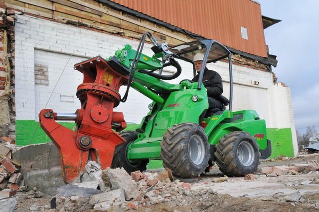 50 Hydraulické nůžky Nůžky určené na demoliční práce. Přestřihnou ocel, beton, odpady apod.