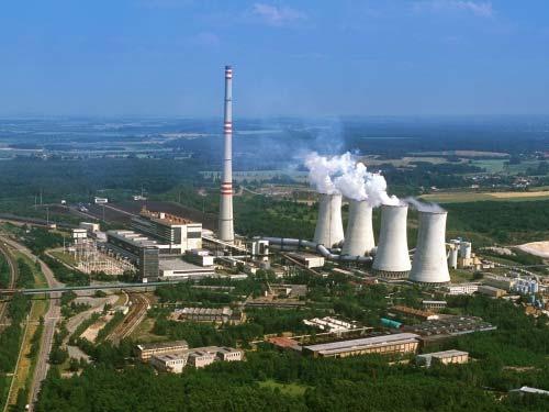 ČESKÁ REPUBLIKA VYBRANÉ UDÁLOSTI ZA UPLYNULÉ ČTVRTLETÍ Prodej Elektrárny Chvaletice řádně vypořádán dne 2. 9. 2013 2. září byly převedeny akcie společnosti Elektrárna Chvaletice a.s. společnosti Severní energetická a.