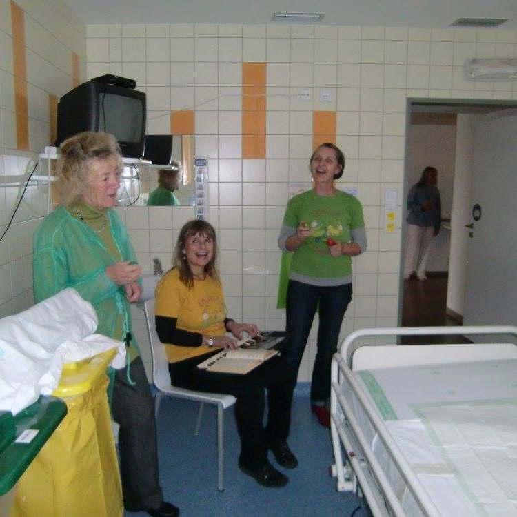 Odpoledne s Loutkami v nemocnici na gerontologickém