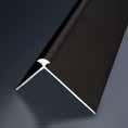 SCHODOVÉ HRANY Schodová hrana vrtaná 41 31 mm, tloušťka 4 mm Hliníková schodová hrana s předvrtanými otvory na zapuštěné šrouby zajišťuje dokonalé a efektivní ukončení vinylových podlahových