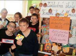 Opäť sa v našej škole čítalo a ilustrovalo. Záložky sa vyrábali s nesmiernou radosťou pre našich spolužiakov zo ZŠ v Přimde v Českej republike.