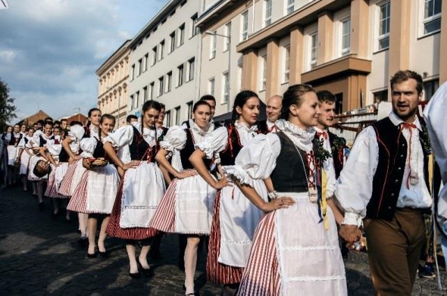 Svatováclavské hody jsou rovněž spojeny s návštěvou představitelů partnerských měst Sereď (SK),