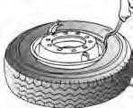 Řez oblastí patky pneumatiky HUŠTĚNÍ BEZDUŠOVÝCH PNEUMATIK Pro huštění nově namontované pneumatiky používejte přesný tlakoměr, vhodný odpojitelný adaptér a ochrannou klec.