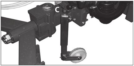 4 - Spuštění stroje Mechanické připojení Opěrné kolo Opěrné kolo usnadňuje připojení a odpojení rosiče k traktoru.