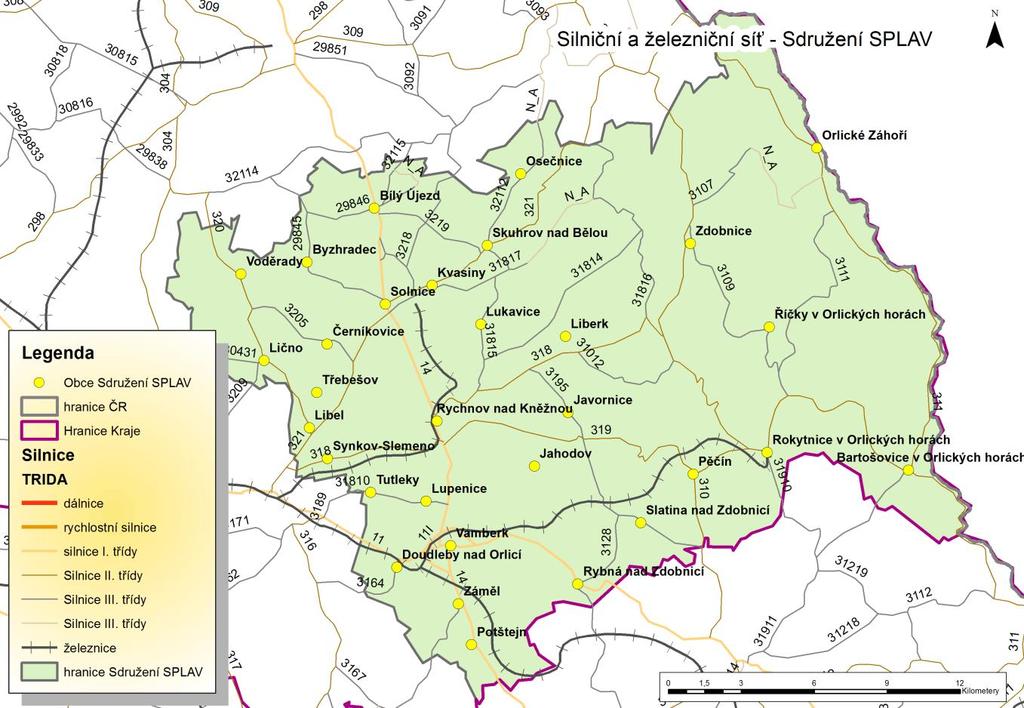 Nejjižnější částí MAS prochází železniční trať 020 (Praha Letohrad), z ní pak vycházejí dvě lokální tratě (Častolovice Rychnov nad Kněžnou Solnice a Doudleby nad Orlicí Rokytnice v Orlických horách).