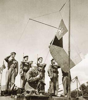 1934 1935 velitel pěšího pluku 40 ve Valašském Meziříčí. Od září 1935 opět u MNO hlavního štábu, tentokrát jako II. zástupce náčelníka hlavního štábu.