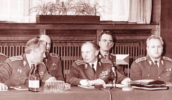 SRDCE ARMÁDY Sedmdesátá léta V důsledku přítomnosti okupačních sil na území ČSSR snížil v roce 1969 Generální štáb ČSLA početní stav armády o 20 000 osob a zároveň provedl její reorganizaci.