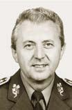 1979 1983 na velitelství 1. armády v Příbrami (náčelník štábu 1. zástupce velitele, od října 1981 velitel).