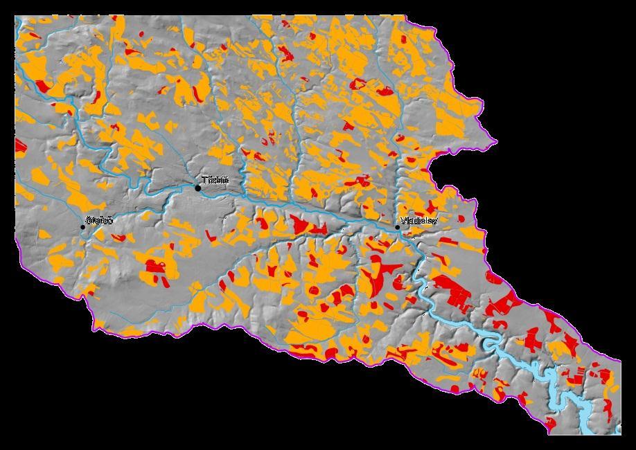 Identifikace zranitelných příbřežních zón GIS analýza vzdálenosti bloků orné půdy od břehů vodních útvarů  Legenda