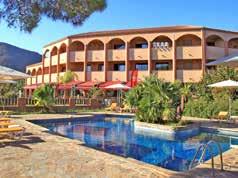 FRANCIE KORSIKA OSTROV PLNÝ BAREV NOVĚ HOTEL U MOŘE TRAJEKT BAZÉN CESTOU TRANZITNÍ HOTELY Přesvědčte se na vlastní oči a v sedle kola, proč je Korsika jedním z nejkrásnějších středomořských ostrovů.