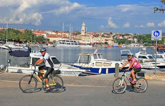 KVARNERSKÉ OSTROVY CRES, KRK A LOŠINJ BEZ CELONOČNÍCH PŘEJEZDŮ HOTEL U MOŘE TRAJEKTY CHORVATSKO Neporušená příroda, kde se doplňuje blankytně modrá voda moře se zelení lesů a lesoparků.