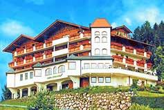 INNSKÁ CYKLOSTEZKA RAKOUSKO ÚDOLÍMI TYROLSKA HOTEL BAZÉN RAKOUSKO Tyrolsku se často přezdívá země hor, protože leží v srdci Alp.