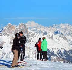 DOLOMITY ITÁLIE - SJEZDAŘSKÝ RÁJ TAM BEZ CELONOČNÍHO PŘEJEZDU HOTEL WELLNESS ITÁLIE Italská část Alp zvaná Dolomity patří bezesporu k nejkrásnějším z celé alpské oblasti.