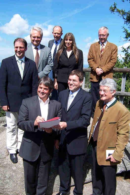 D i s p o z i č n í fo n d 2 0 07-2 01 3 V dubnu 2008 podal Euroregion Šumava jihozápadní Čechy žádost na projekt Správa a administrace Dispozičního fondu v Euroregionu Šumava/Bavorský les, který byl