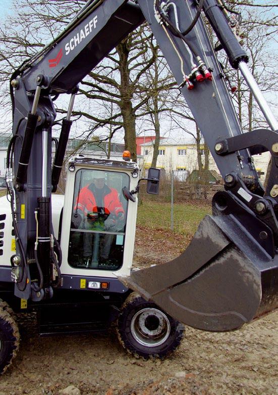PROŽITEK KOMFORTU Kabina S ergonomicky koncipovanou kabinou disponuje obsluha mimořádně